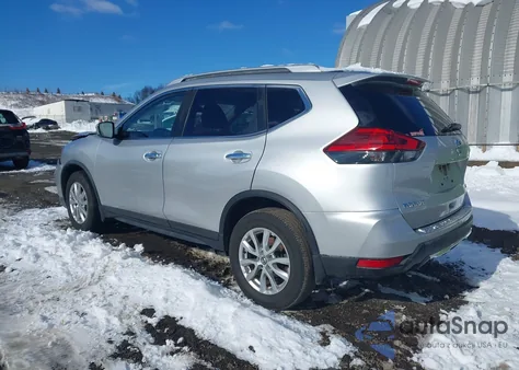 2017 Nissan Rogue Sv z USA, uszkodzony, nr VIN JN8AT2MV2HW253623